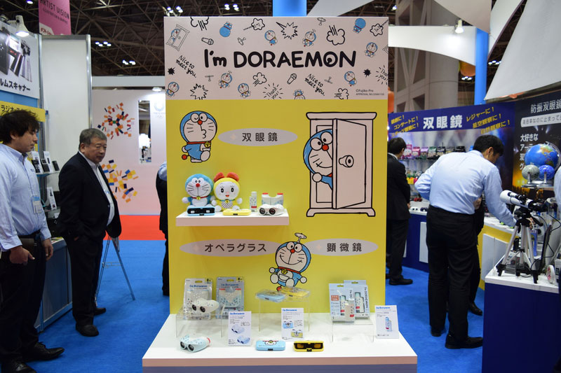 Last, but not least, two different corners hosted two special collaborations: a series of educational optical goods featuring the famous and beloved character DORAEMON..